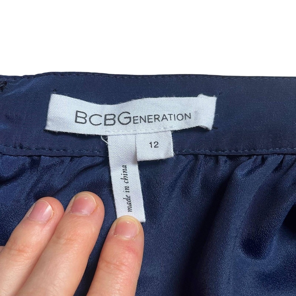 BCBGeneration Navy Blue Halter Wide Leg Jumpsuit V-Neck Lace Trim 12 Minimalist - Picture 3 of 10